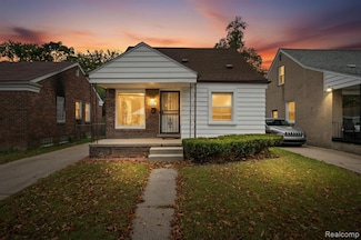 18431 Edinborough Rd, Detroit, MI 48219