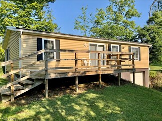 2099 Hilltop Dr SW Unit 15D, Carrollton, OH 44615