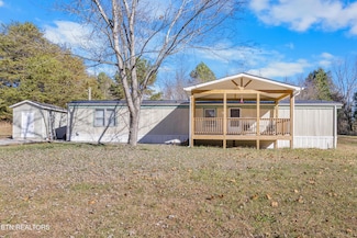 382 2nd St, Corryton, TN 37721