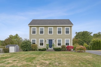 17 Buds Trail, Cumberland, ME 04021