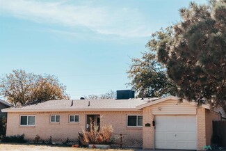 1315 E Rose Ln, Hobbs, NM 88240