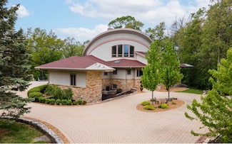 58 Oakridge Ct, Fond Du Lac, WI 54937