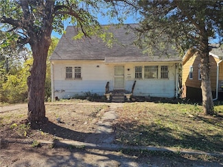 5800 Askew Ave, Kansas City, MO 64130