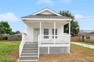 7933 Danube Rd, New Orleans, LA 70126