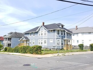 206 Saratoga St Unit 208, Lawrence, MA 01841