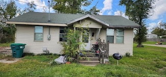 2205 Carlin Dr, Westlake, LA 70669