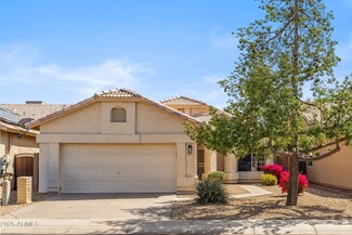 1905 E Fellars Dr, Phoenix, AZ 85022