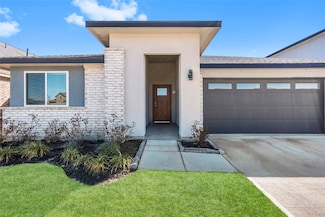 13220 Lago Acero Ln, Texas City, TX 77568