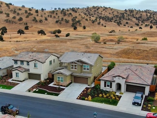 9678 Cabernet Ct, Patterson, CA 95363