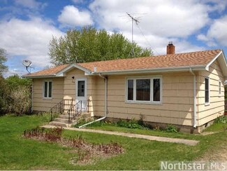 1045 Johnson Ave SW, Cokato, MN 55321
