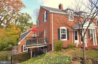 3310 S Wakefield St Unit B, Arlington, VA 22206