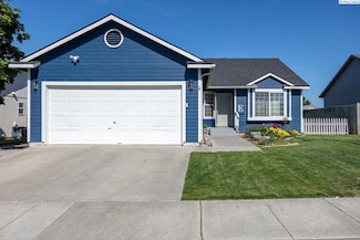 520 N Reed St, Kennewick, WA 99336