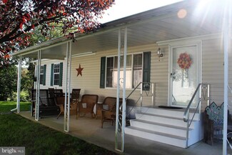 704 Pine Blvd, New Providence, PA 17560