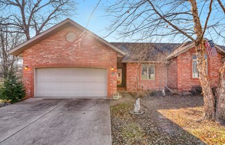 3146 W Sunset St, Springfield, MO 65807
