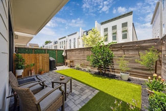 852 Fisher St Unit A, Houston, TX 77018