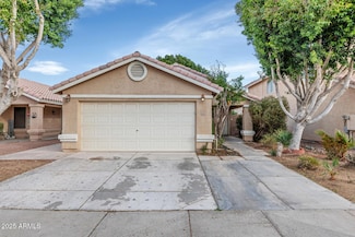 5002 W Wikieup Ln, Glendale, AZ 85308