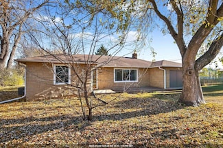 2530 Barbara Ave, Appleton, WI 54915