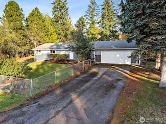 11821 74th Ave E, Puyallup, WA 98373