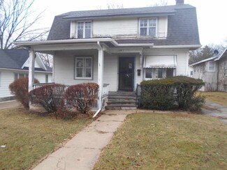 621 N Independence Ave, Rockford, IL 61101