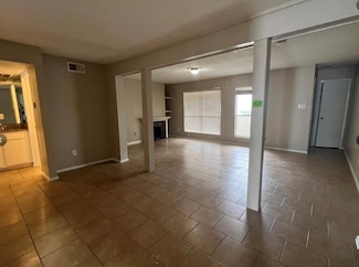 781 Country Place Dr Unit 2081, Houston, TX 77079