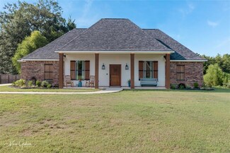 345 Leigh Ln, Stonewall, LA 71078