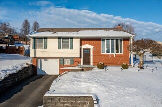 29 N View Ct, South Strabane, PA 15301