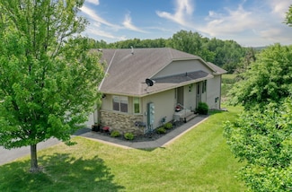 735 Highview Ct, Saint Croix Falls, WI 54024