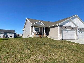 632 Locust Ln, Evansville, WI 53536