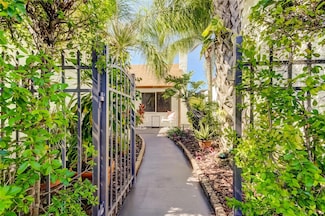 12625 Shell Point Dr, Hudson, FL 34667