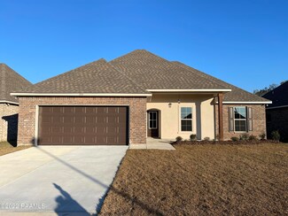 104 Micah Edward Dr, Maurice, LA 70555