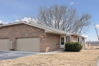 17421 Saddlewood Ln, Minnetonka, MN 55345