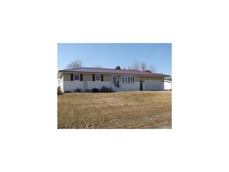 405 1st Ave, Keystone, IA 52249