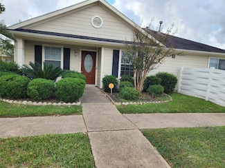 1639 Nichole Woods Dr, Houston, TX 77047