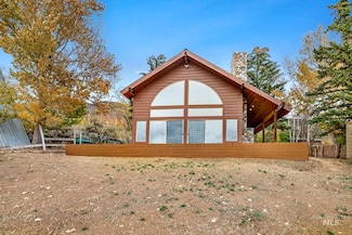 150 Wood River Canal Rd, Bellevue, ID 83313