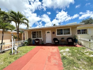 820 N Golf Dr, Hollywood, FL 33021