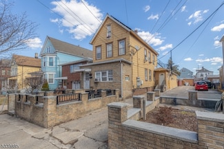 609 Adams Ave Unit 611, Elizabeth, NJ 07201