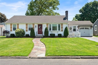 23 Revere St, Pawtucket, RI 02861