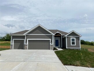 7704 NE 106th St, Kansas City, MO 64157