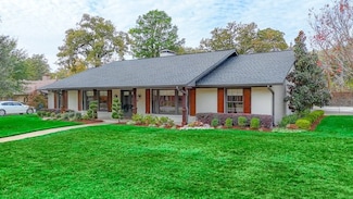 912 Dobbins Rd, Corsicana, TX 75110