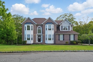 43 Saunders Ln, Hackettstown, NJ 07840