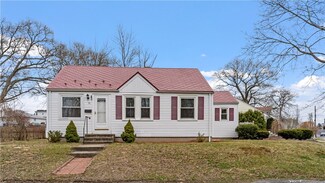 55 Hornbine St, Cranston, RI 02910
