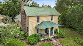 2409 Hodges Rd, Burlington, NC 27217