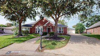 18118 Castle Rain Dr, Humble, TX 77346