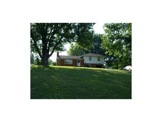 817 S Alexander Rd, Independence, MO 64056