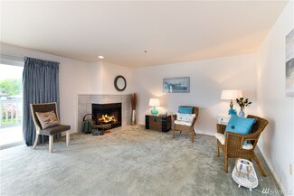 1510 Skyline Way Unit 202, Anacortes, WA 98221