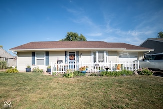 1037 Warwick Rd, Whiteland, IN 46184