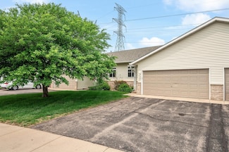 1527 Dublin Ct, Shakopee, MN 55379