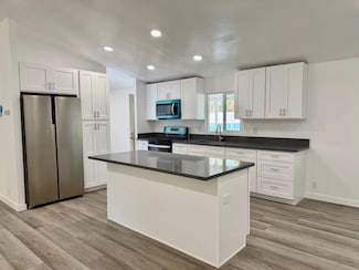 13450 Highway 8 Business Unit 85, Lakeside, CA 92040