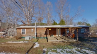 360 Croft Rd, Tellico Plains, TN 37385