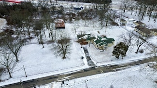 20614 Lawrence 2210, Aurora, MO 65605
